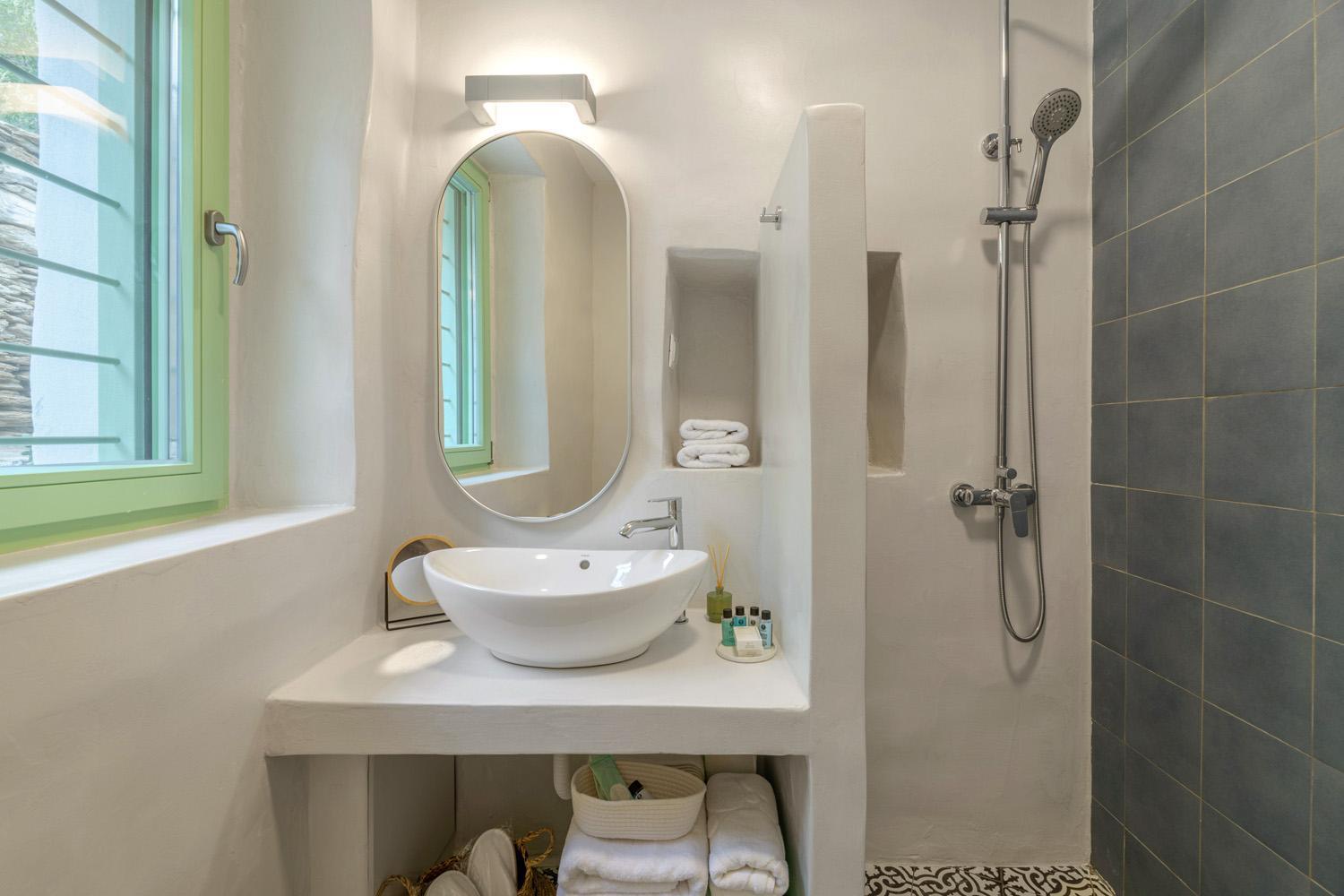 Demilia Luxury Suites Batsi Rom bilde